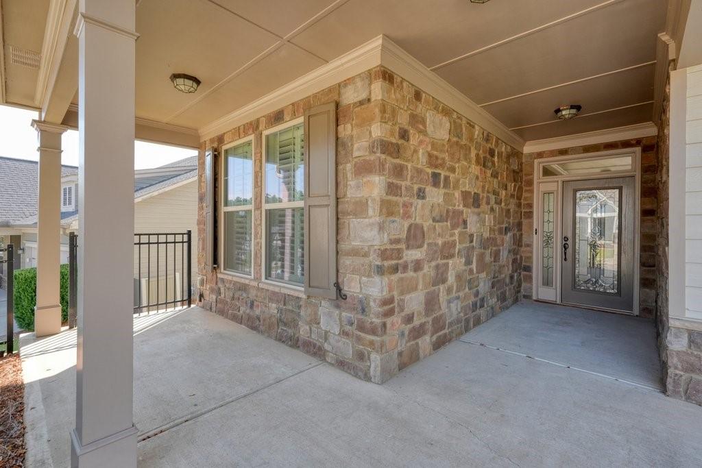 416 Windy Ridge Way Property Photo 5