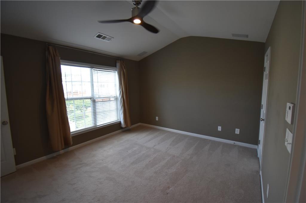 1002 Thornborough Drive Property Photo 12