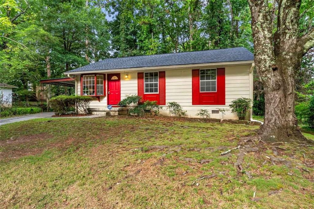 6177 Crestview Lane Property Photo 2