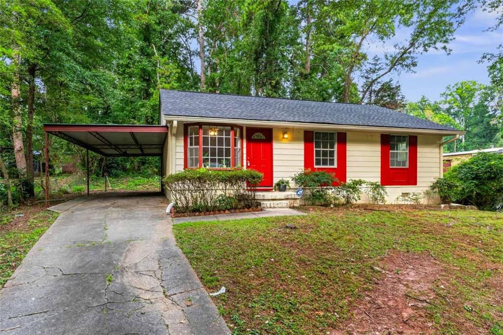 6177 Crestview Lane Property Photo 3
