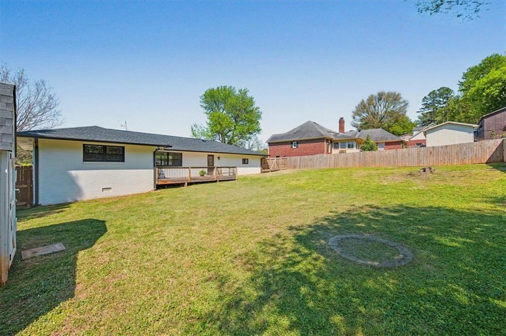 17 Crestwood Road Property Photo 35