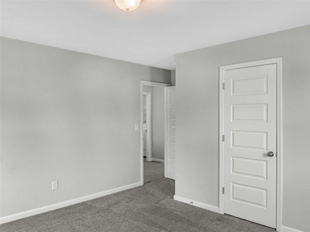 2054 Maplewood Way Property Photo 13
