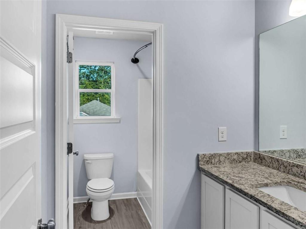 2054 Maplewood Way Property Photo 15