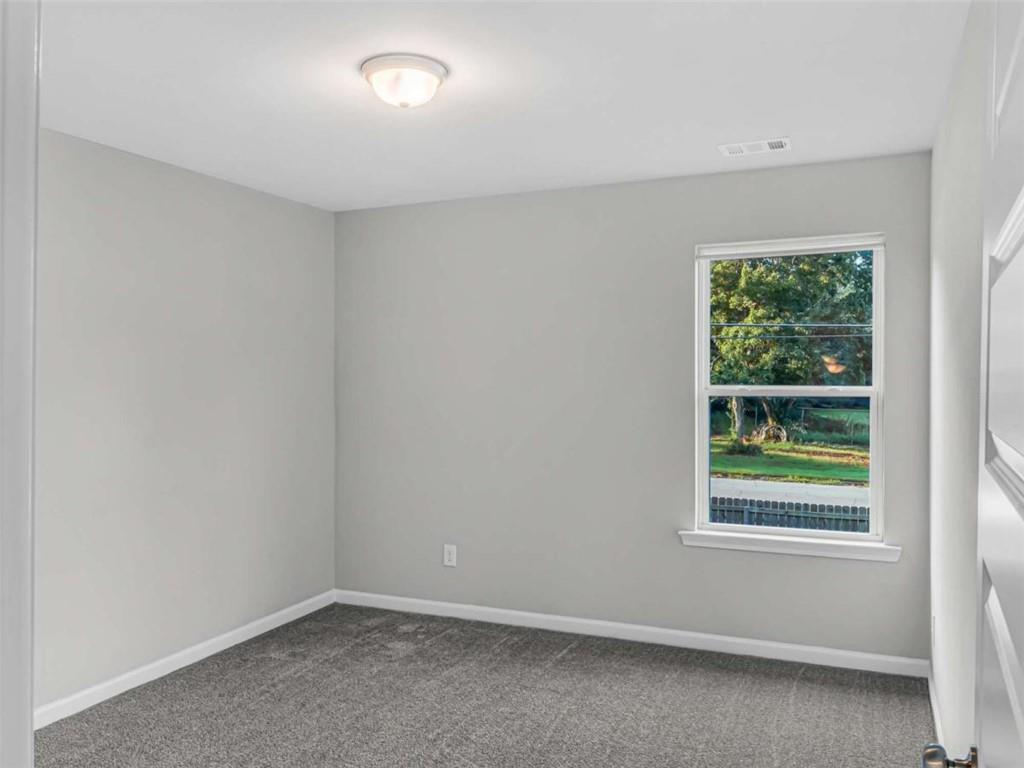 2054 Maplewood Way Property Photo 17