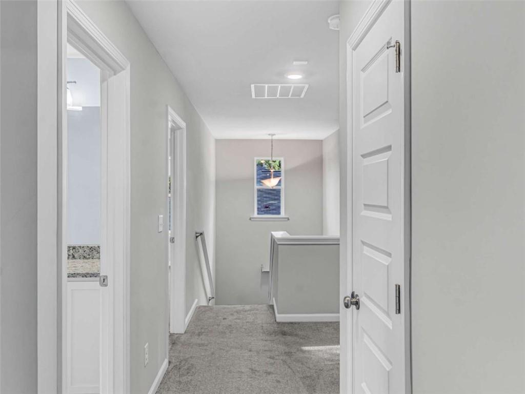 2054 Maplewood Way Property Photo 21