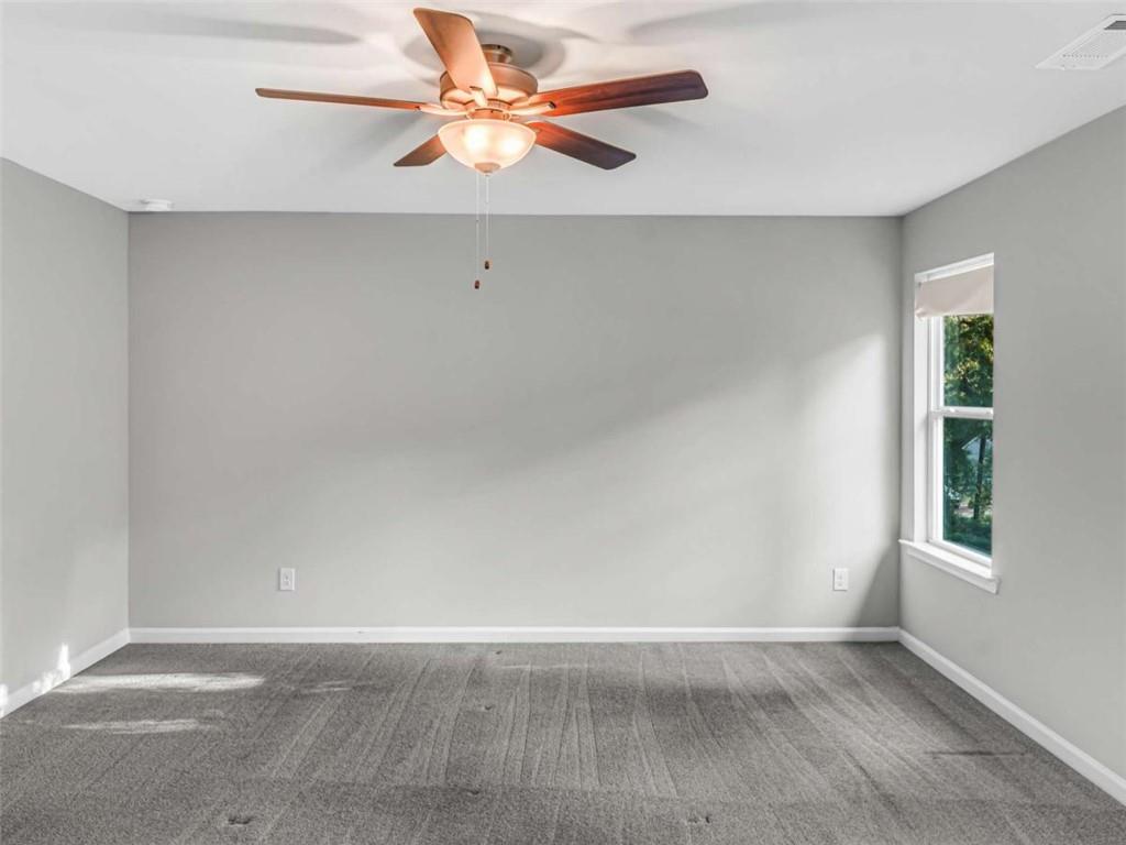 2054 Maplewood Way Property Photo 29