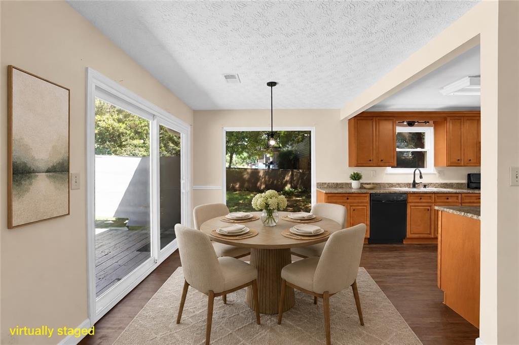 4285 Reef Road Property Photo 7