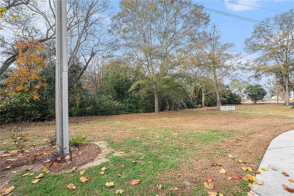 352 Davis Street Property Photo 32
