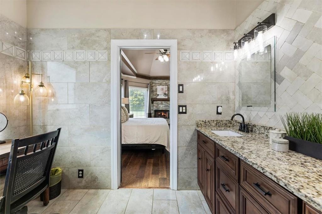 6255 Chestnut Hill Road Property Photo 31
