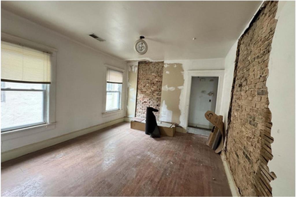 590 Parkway Drive Ne Property Photo 6