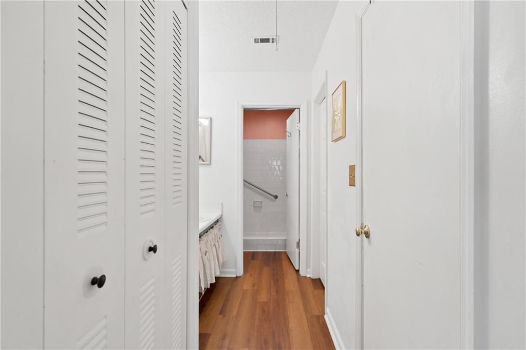323 Cabaret Court Sw Property Photo 15