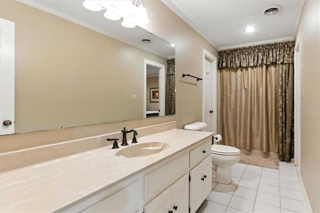 8 Saddle Trail Se Property Photo 36