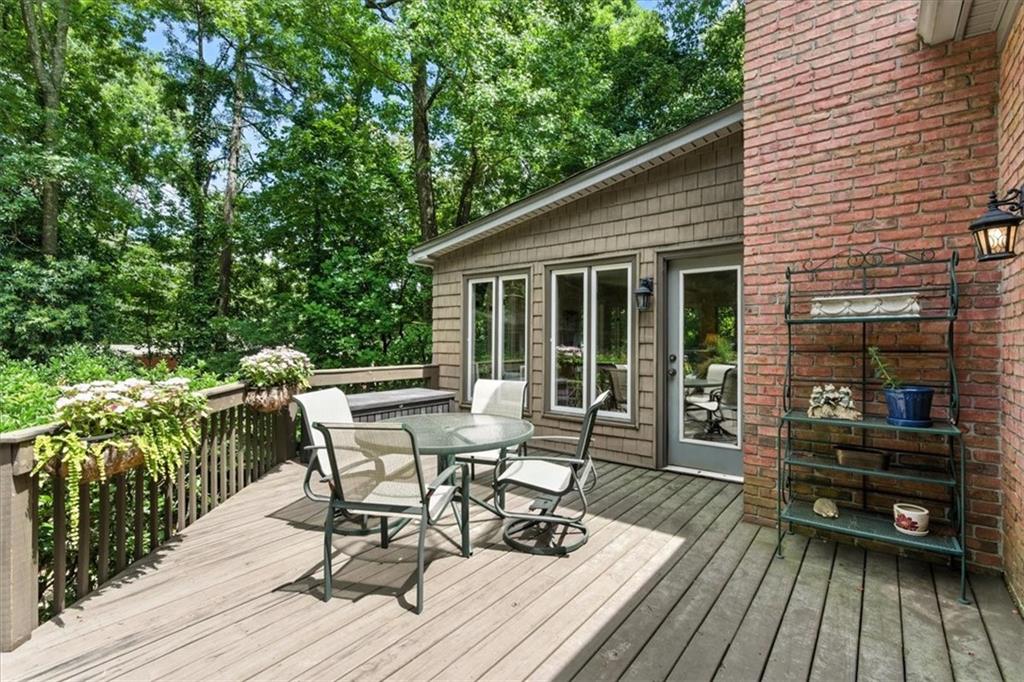 8 Saddle Trail Se Property Photo 50