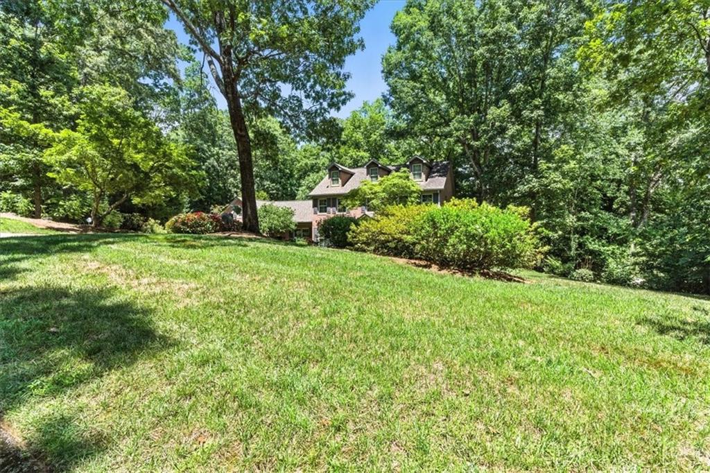 8 Saddle Trail Se Property Photo 59