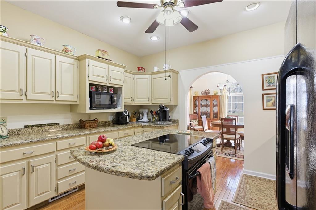 149 Tall Oaks Drive Property Photo 13