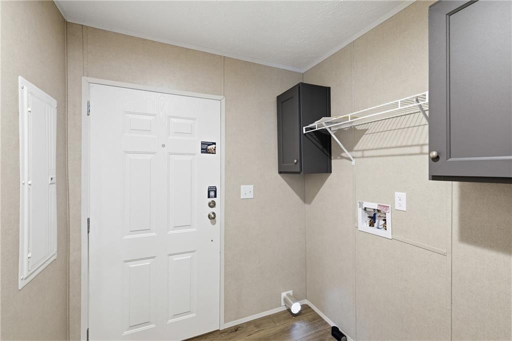 915 Smith Loop Road Property Photo 13