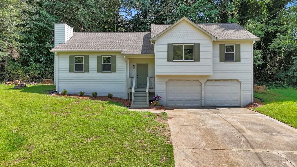1006 Pinetree Court Property Photo 1
