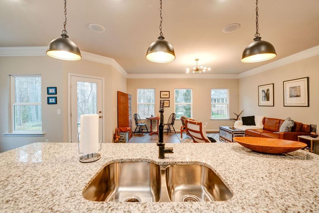 101 Waterside Trail Property Photo 13