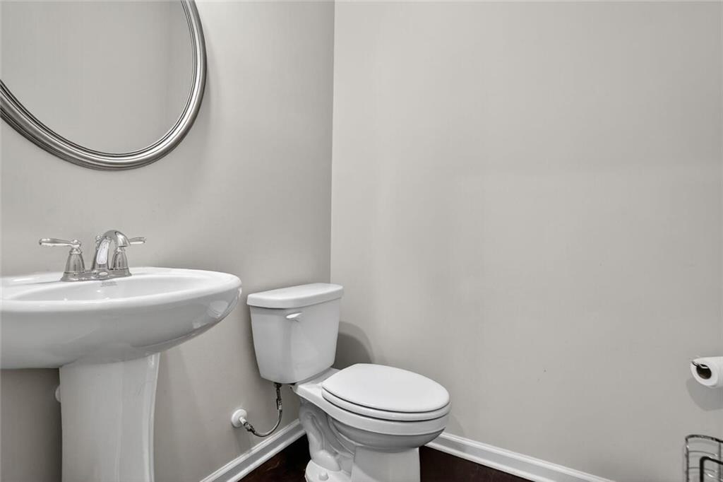 1553 Spring Hollow Way Property Photo 10