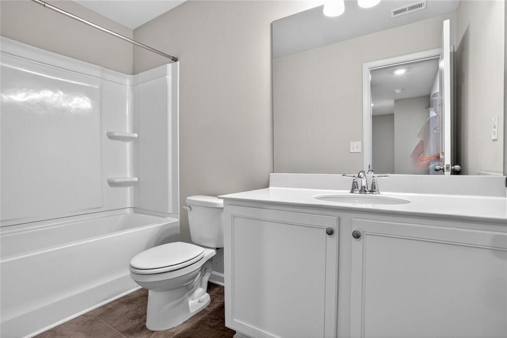 1553 Spring Hollow Way Property Photo 21