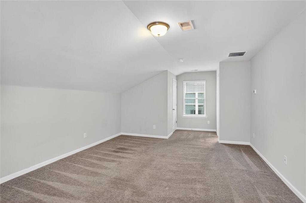 1553 Spring Hollow Way Property Photo 22