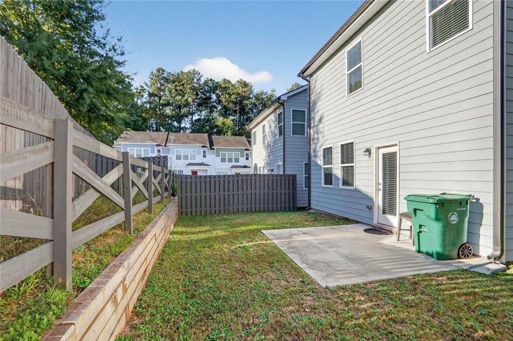 1553 Spring Hollow Way Property Photo 24