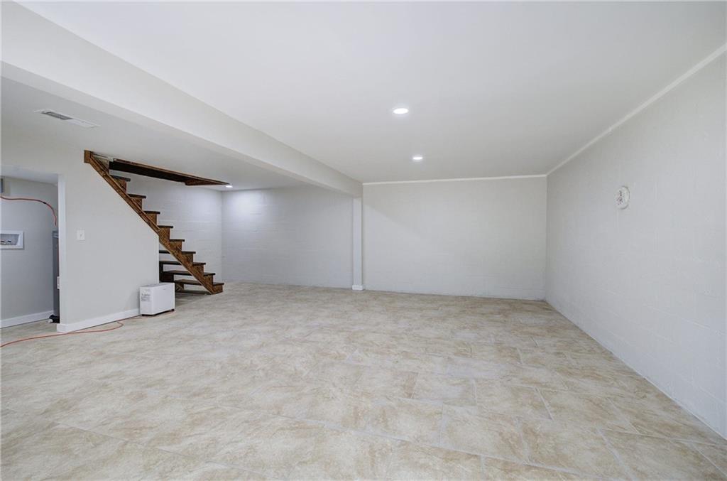 252 Hudson Way Property Photo 8