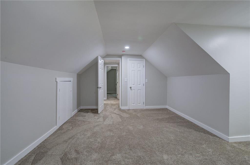 252 Hudson Way Property Photo 23
