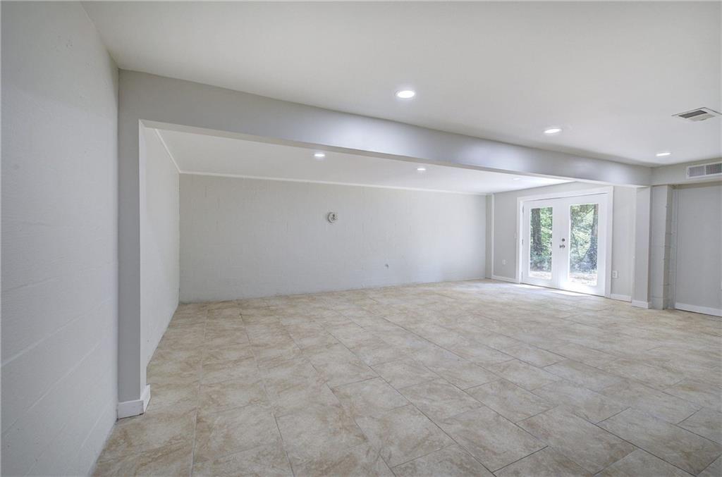 252 Hudson Way Property Photo 24