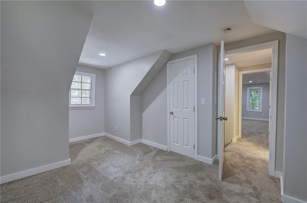 252 Hudson Way Property Photo 26