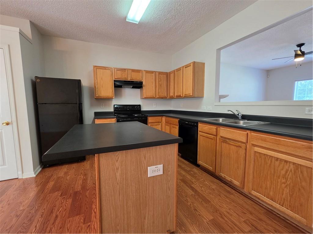 2846 Parkway Close Property Photo 8