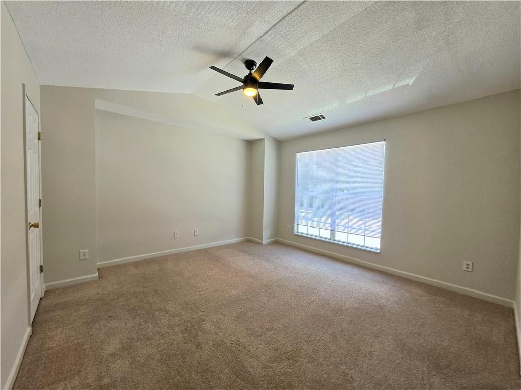 2846 Parkway Close Property Photo 14