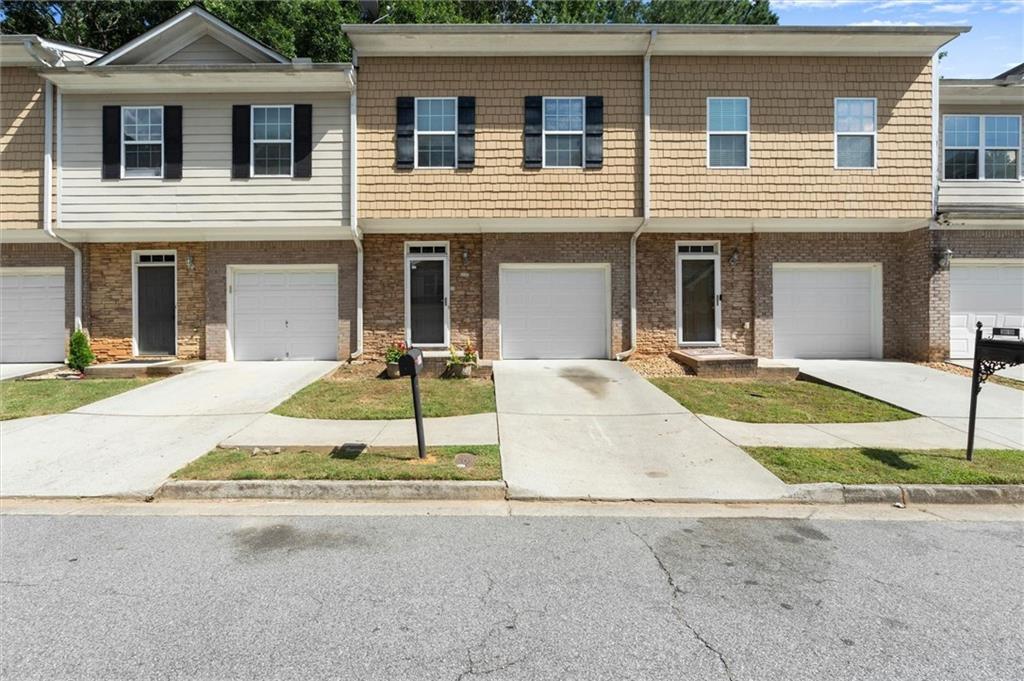 5016 Lower Elm Street Property Photo 1