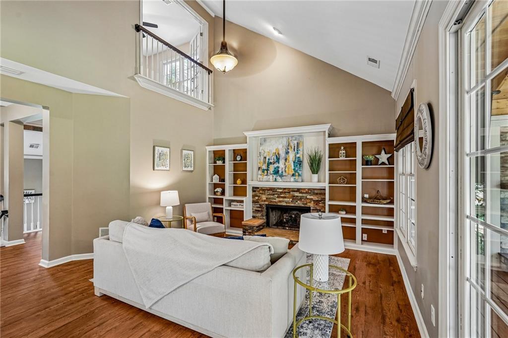 1515 Shagbark Way Property Photo 11