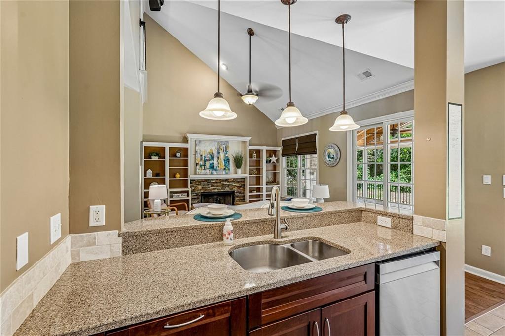 1515 Shagbark Way Property Photo 19