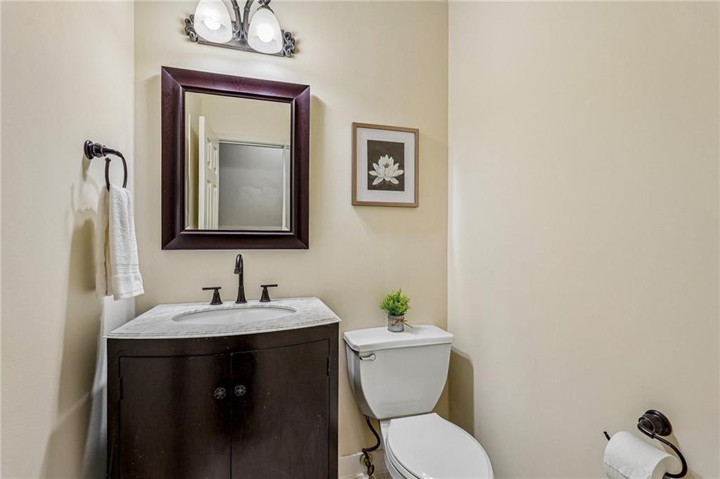 1515 Shagbark Way Property Photo 21