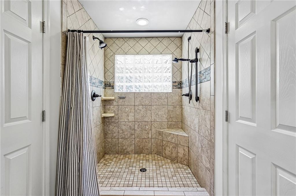 1515 Shagbark Way Property Photo 27