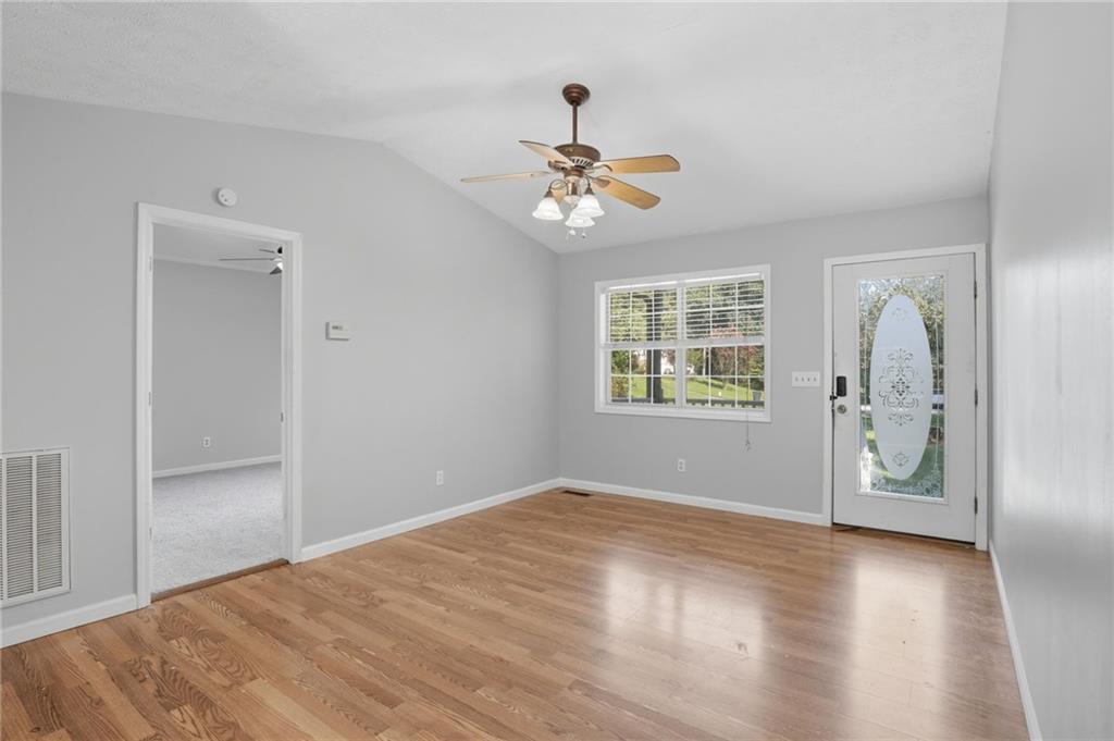 54 Cross Sabre Drive Property Photo 5