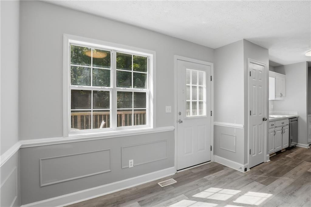 54 Cross Sabre Drive Property Photo 8