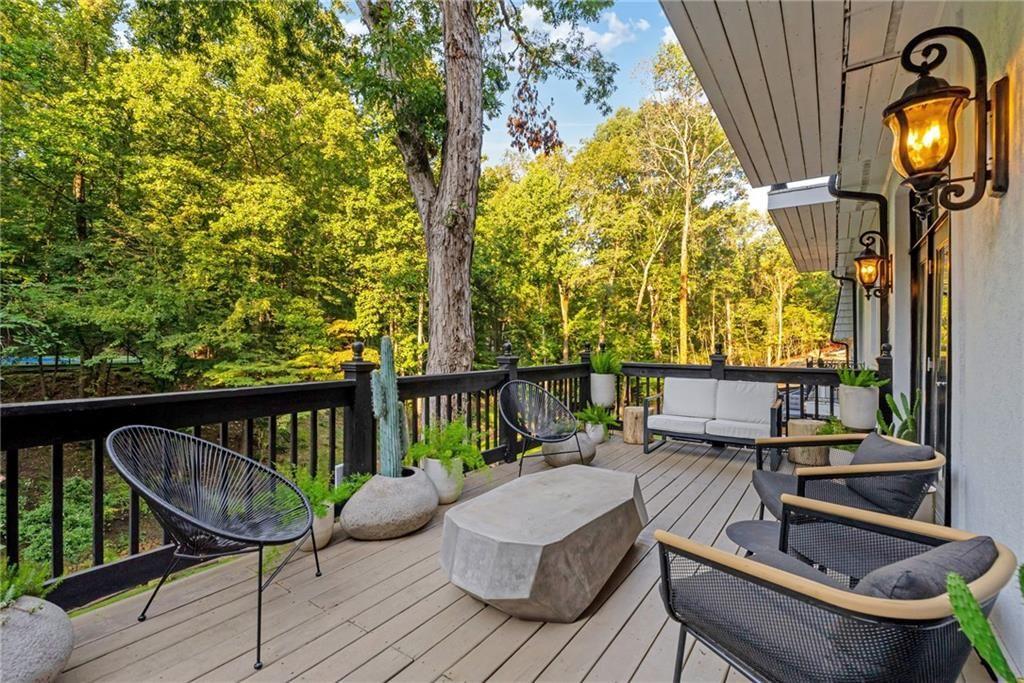 3946 Paces Ferry Road Nw Property Photo 43