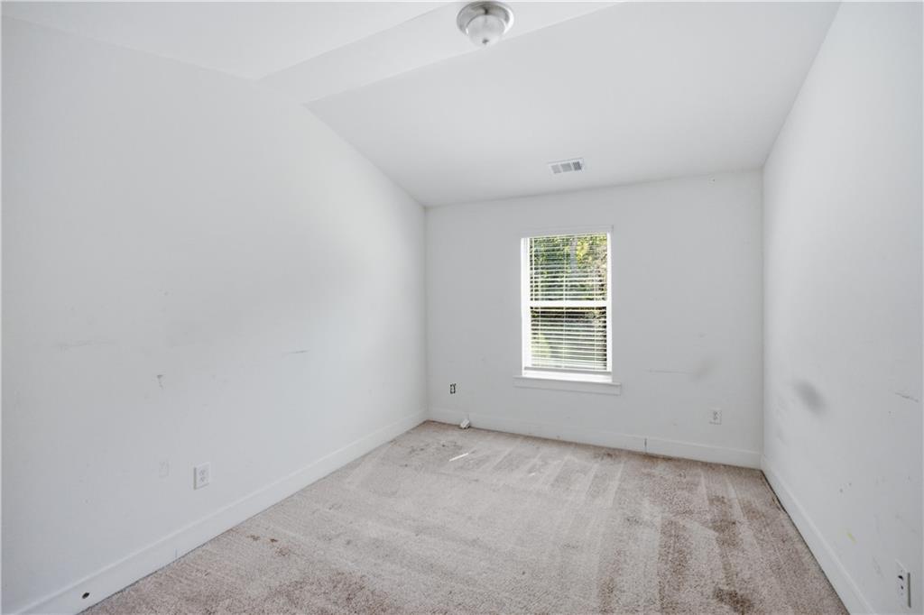 5825 Radford Loop Property Photo 28