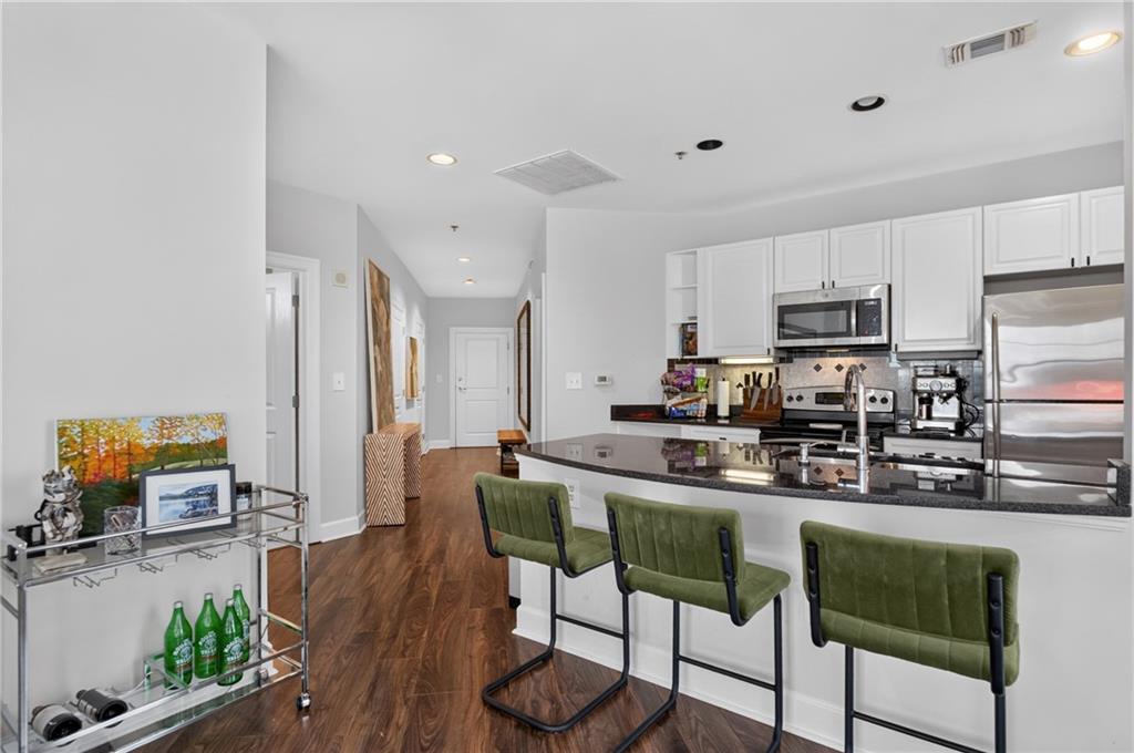 325 E Paces Ferry Road Ne Unit 1702 Property Photo 8