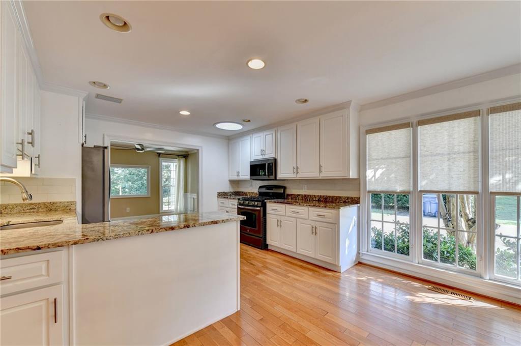 611 Iris Lane Property Photo 29