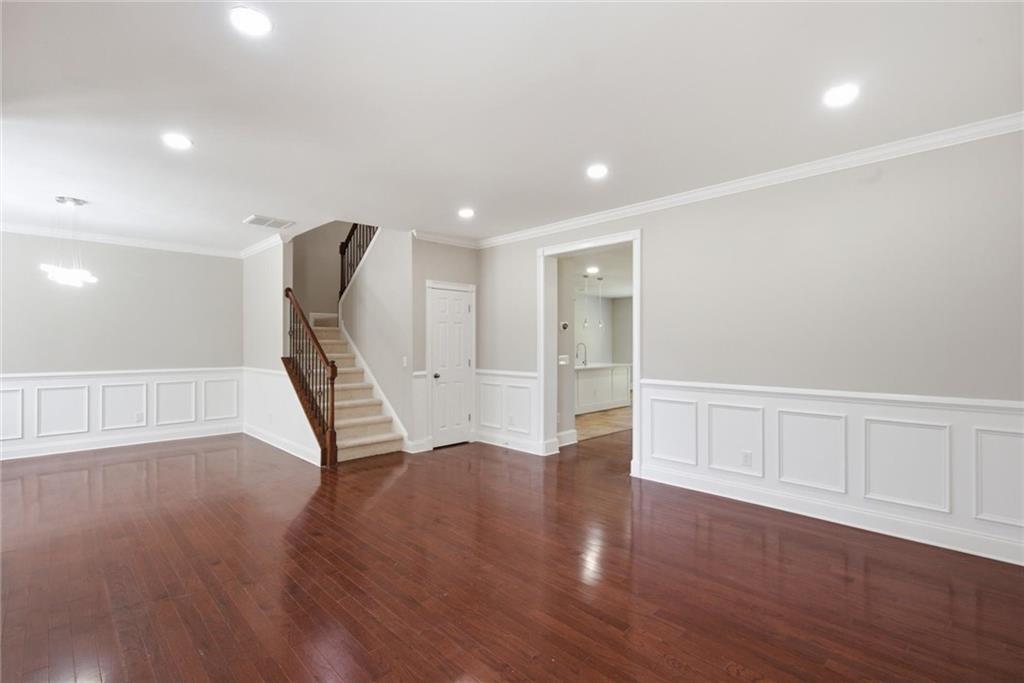 1203 Lanier Springs Drive Property Photo 6