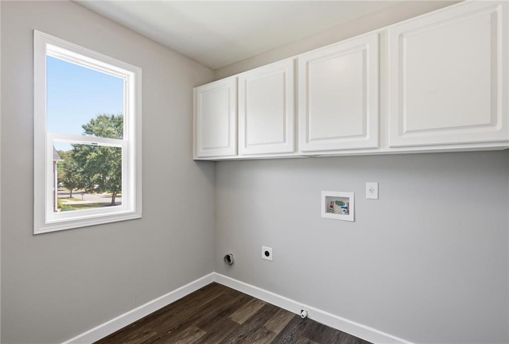 1203 Lanier Springs Drive Property Photo 33