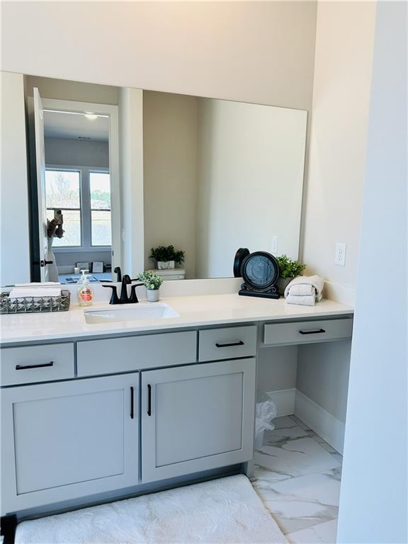 3995 Sierra Lake Drive Property Photo 16