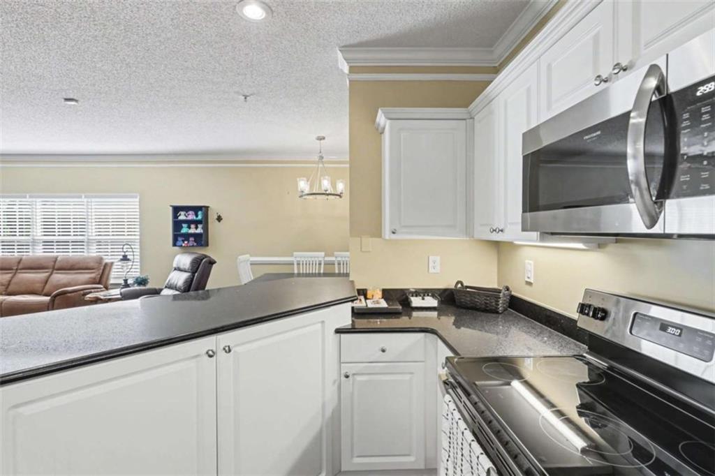 146 Gleneagle Court Unit 202e Property Photo 12