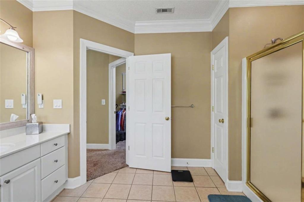 146 Gleneagle Court Unit 202e Property Photo 30