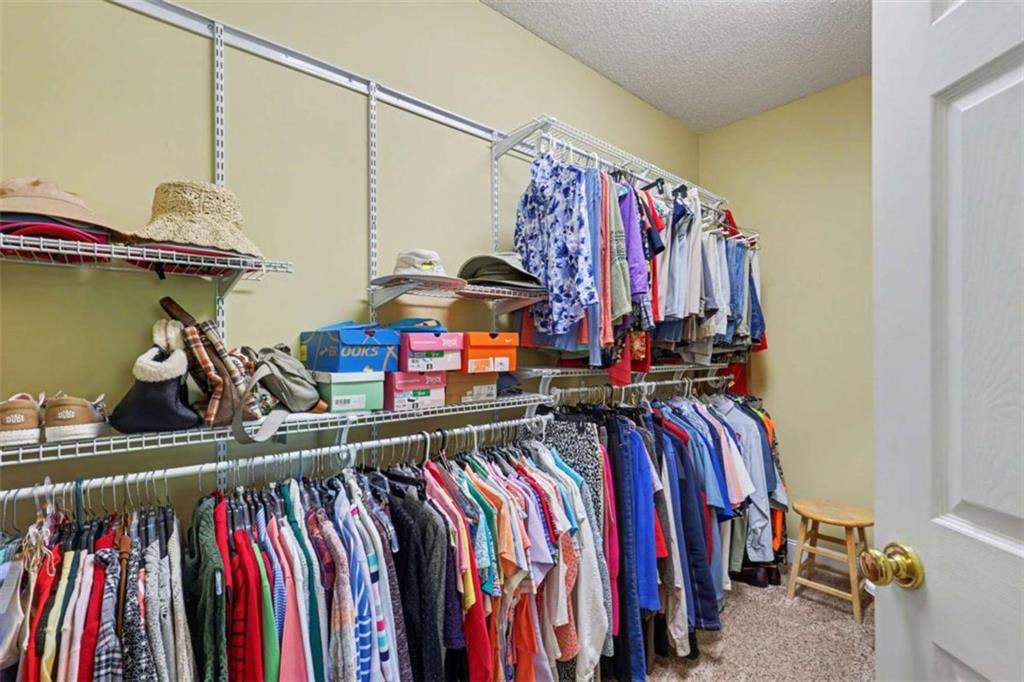 146 Gleneagle Court Unit 202e Property Photo 31