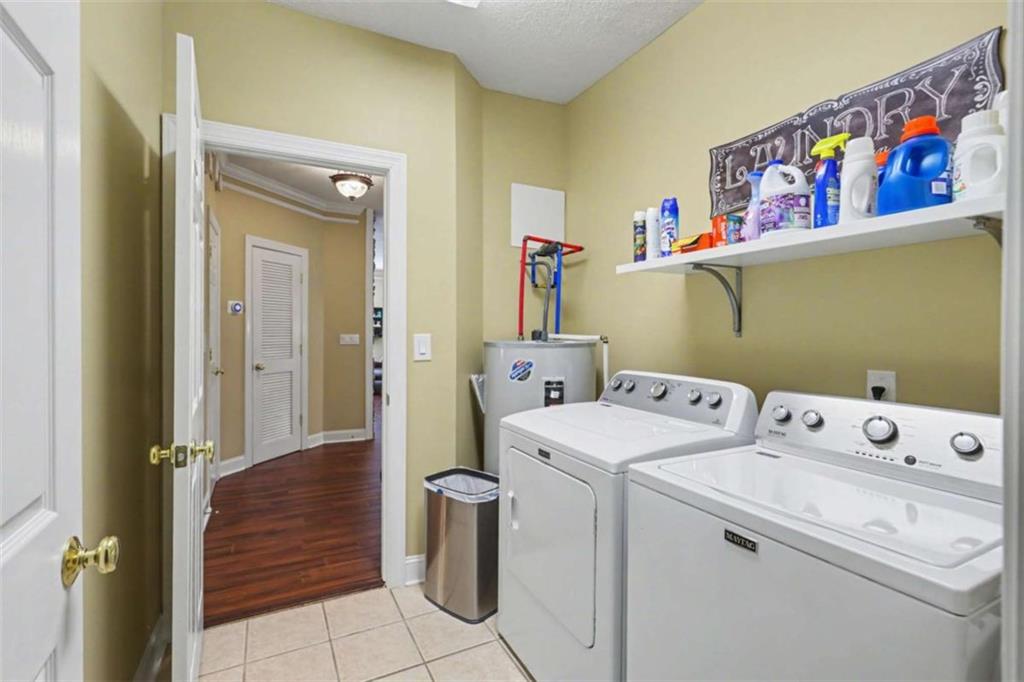 146 Gleneagle Court Unit 202e Property Photo 35